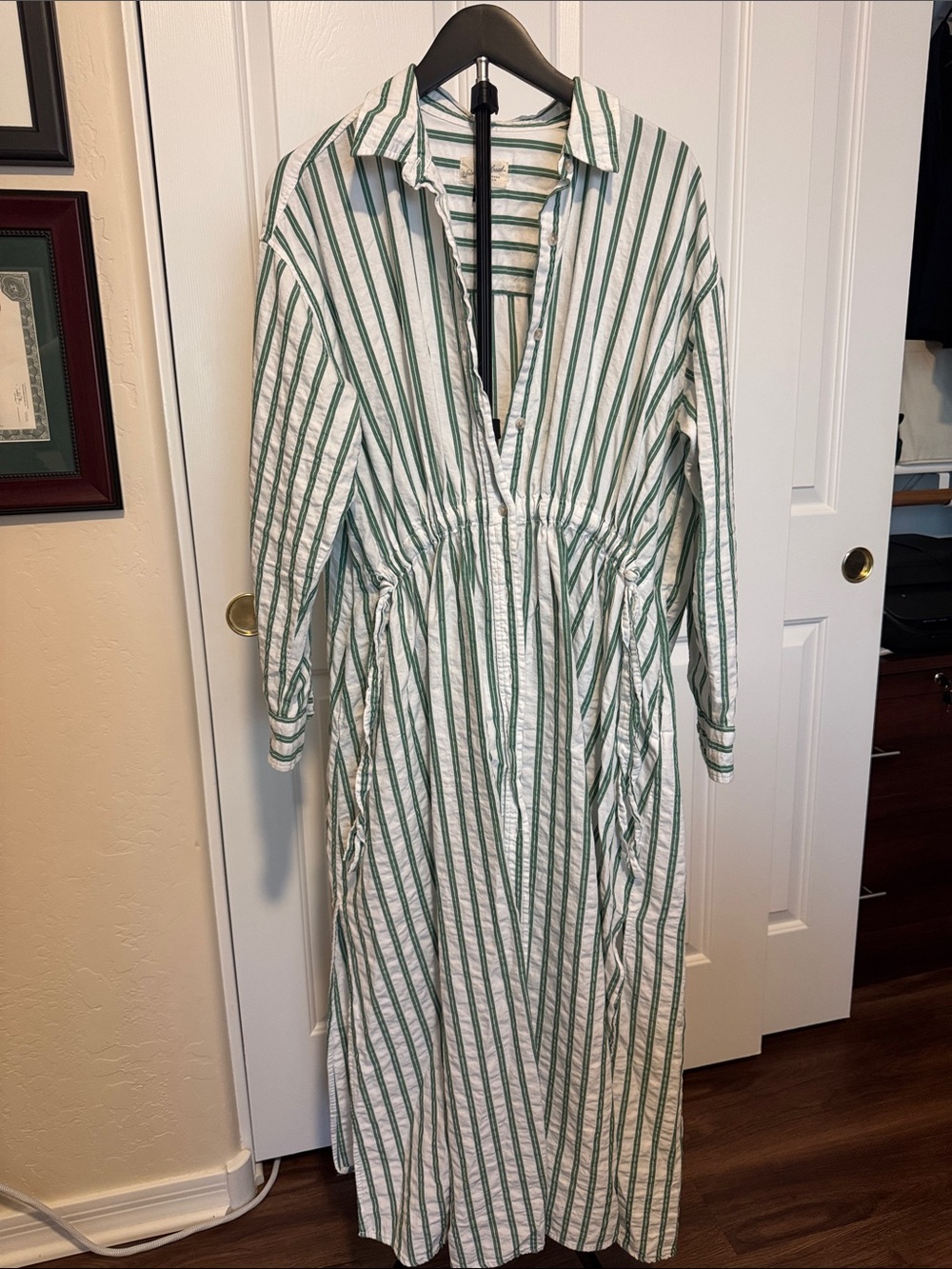 Universal Thread Striped Maxi Dress in Green & White Size Medium